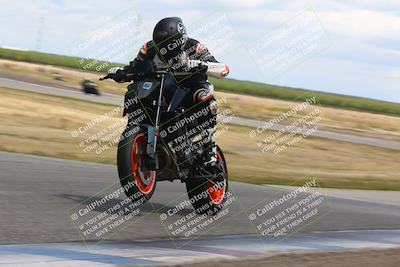media/Apr-26-2024-TrackDaz (Fri) [[c4b677d280]]/B Group/120pm (Wheelie Bump)/